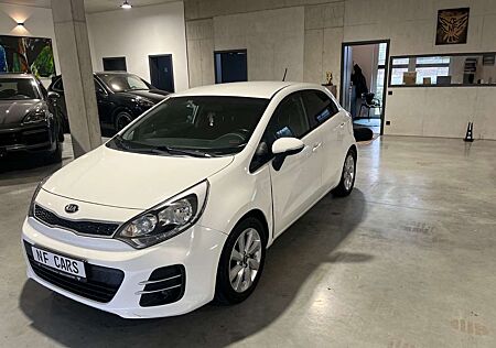 Kia Rio Dream Team 1.4 5-türig EURO6,AHK,Lenkrhzg,SH