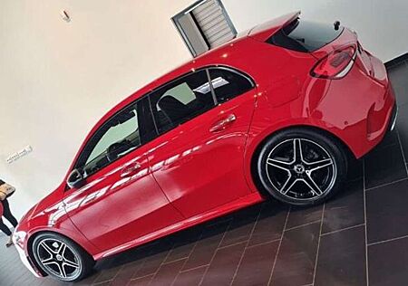 Mercedes-Benz A 180 AMG Line