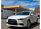 Mitsubishi Lancer 1.5 Inform