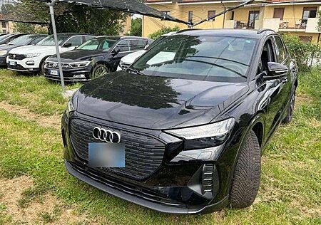Audi Q4 e-tron E-TRON 45 BLACK/MATRIX/20Z/ACC/NAV+/VC/KAMERA