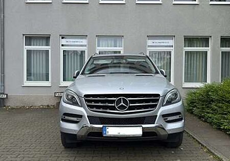 Mercedes-Benz ML 250 BlueTEC 4MATIC 7G-TRONIC