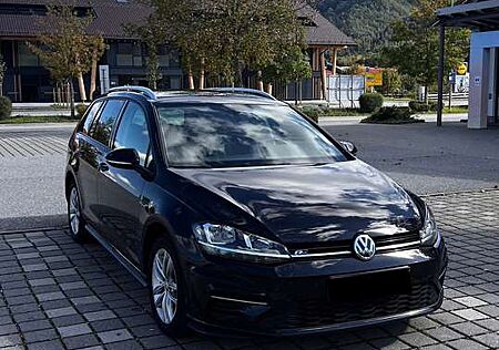 VW Golf Variant Volkswagen Comfortline Service & HU Neu! CarPlay Kamera PDC