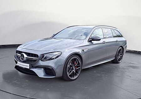 Mercedes-Benz E 63 AMG AMG E 63S 4MATIC ACC Navi AHK R-Kamera PDC Kurve