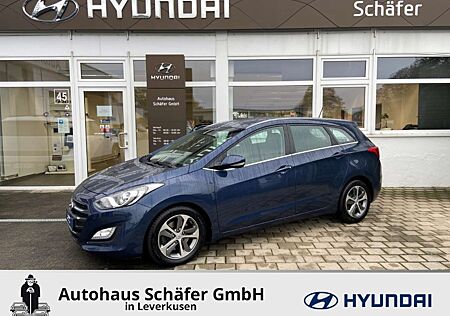 Hyundai i30 Trend blue Navi Kom-paket SHZ LenkradHZG Alarm Rüc