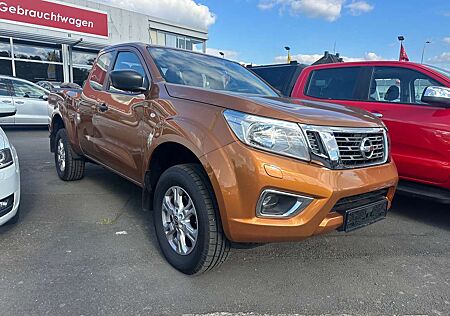 Nissan Navara NP300 Acenta King Cab 4x4