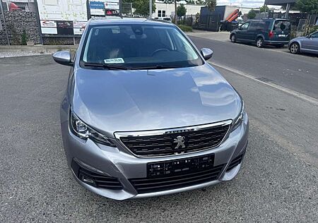 Peugeot 308 Acess Business/1 Jahr Garantie/ 1.Hand 60 kW (8...