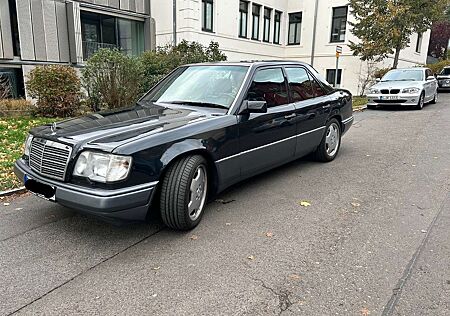Mercedes-Benz E 420 Seltener Klassiker aus Familienbesitz