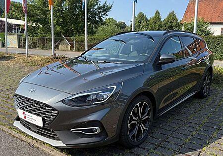 Ford Focus 1.5 Turnier Active X/Autom./Pano/AHK/LED