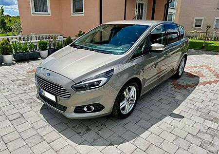 Ford S-Max 2.0 Eco Boost Aut. Start-StoppTitanium