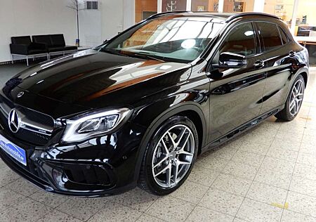 Mercedes-Benz GLA 45 AMG AMG GLA 45 4Matic AMG Speedshift 7G-DCT Schiebed