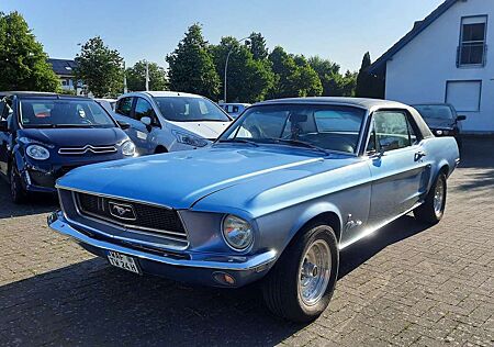 Ford Mustang *GUTER ZUSTAND/V8 MOTOR*