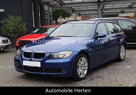 BMW 320 i Touring *PANORAMA*KLIMA*PDC*MFL*TOP!