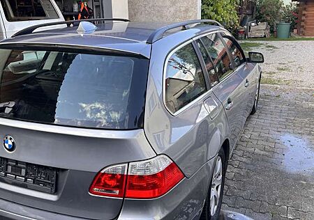 BMW 525i 525