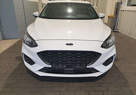 Ford Focus 1.5 EcoBlue Start-Stopp-System ST-LINE