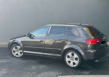 Audi A3 2.0 TDI Sportback DPF (DSG) S tronic line Sportpak