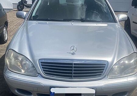 Mercedes-Benz S 320