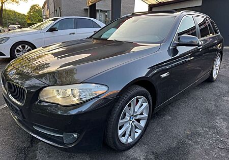 BMW 525 d Touring *NAVI*XENON*PANORAMA*GEPFLEGT