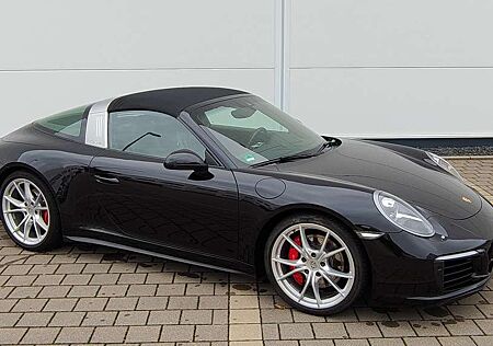 Porsche 991 911 Targa 4s Approved / Chrono / Leder / Saga