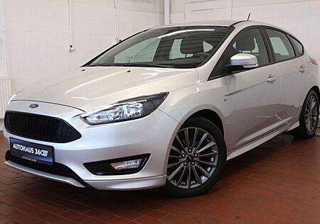 Ford Focus ST-Line Navi PDC Tempomat Lenkradheizung