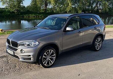 BMW X5 xDrive 30 d * garantie M Felgen Apple Car Play