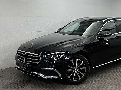 Mercedes-Benz E 300 d 4M T EXCLUSIVE KAMERA+LED+NAVI+CARPLAY+