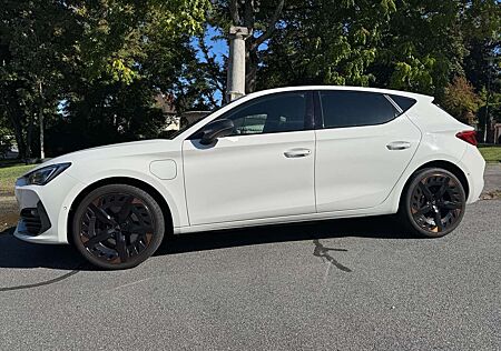 Cupra Leon 1.4 e-Hybrid (180kW),1.Hand,Batterie-Garantie