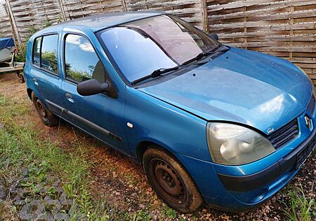 Renault Clio 1.2l / 58PS