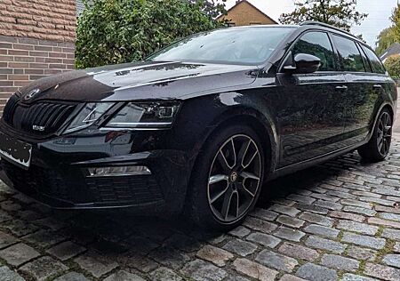 Skoda Octavia gebraucht kaufen Skoda Octavia Combi 2.0 TDI 4x4 DSG RS