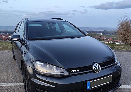 VW Golf Volkswagen GTD Variant BlueMotion Technology DSG