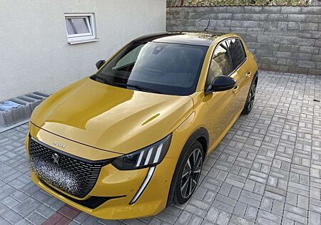Peugeot 208 PureTech 130 EAT8 GT