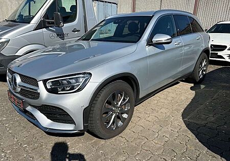 Mercedes-Benz GLC 220 d 4M AMG/19"/LED/Kamera/Distronic/AHK/