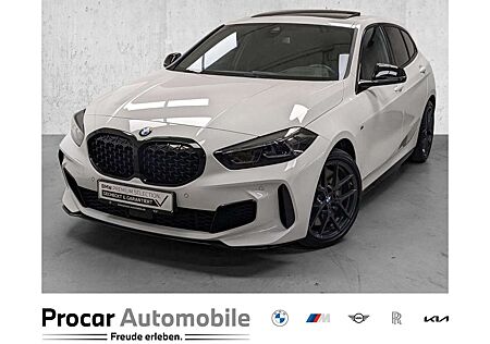 BMW 135 M135i xDrive Pano HK PerformancePaket