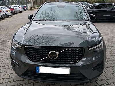 Volvo XC40 XC40 B3 B DKG Ultra Dark