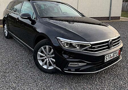 VW Passat Volkswagen R line Panoramic iQ Light