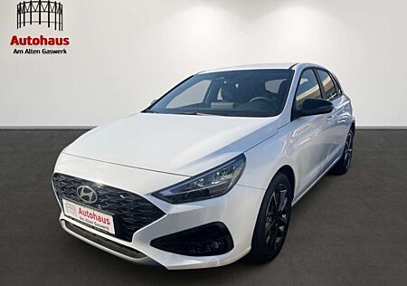 Hyundai i30 Trend NAVI+SMART-KEY+TOT-WINKEl-WARNER