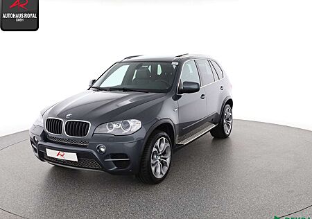 BMW X5 xDrive30d MEMORY,TRITTBRETTER,PANORAMA,AHK,SH