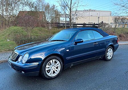 Mercedes-Benz CLK 320 Cabrio 2.Besitz*Elegance*Sommefahrzeug