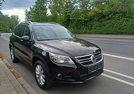 VW Tiguan Volkswagen Team 4Motion"aus 1.Hand,Scheckheftgepflegt"