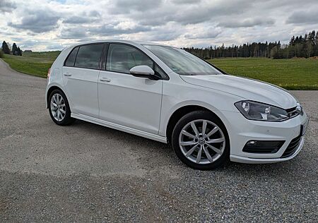 VW Golf Volkswagen R-Line 1.4 TSI AHK