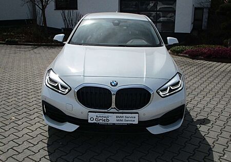 BMW 118 iA Advantage Driving-Parking Assist LED DAB