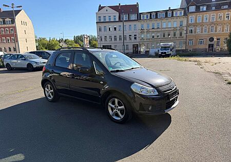 Suzuki SX4 SX4 1.6 VVT Automatik 4x2 Comfort