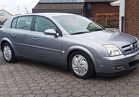 Opel Signum 2.2 DTI