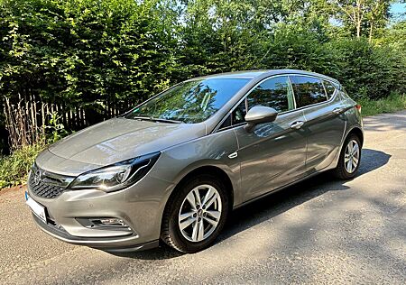 Opel Astra 1.4 Turbo Dynamic / neuer Service / neue Reifen
