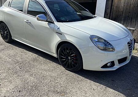 Alfa Romeo Giulietta 1750 tbi Quadrifoglio Verde 235cv