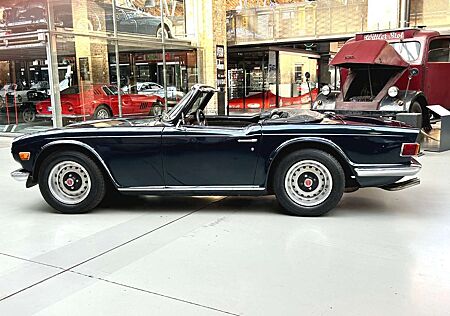 Triumph TR6