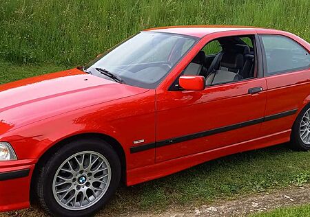BMW 323 ti Compact