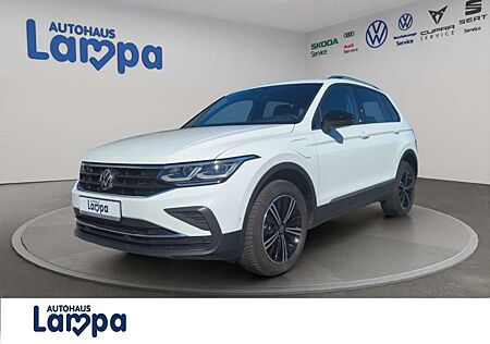 VW Tiguan Volkswagen Active 1.4 TSI eHybrid DSG AHK,RFK,Pano,SHZ,LED