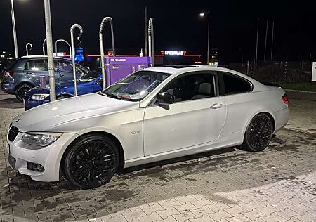 BMW 330d 330 Coupe LCI