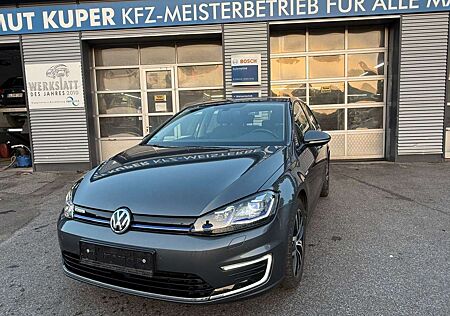 VW Golf Volkswagen e-