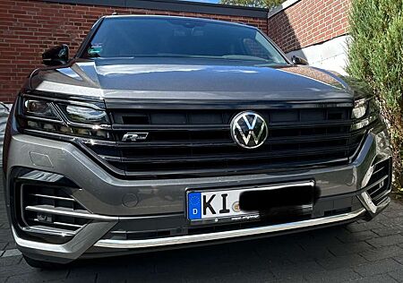 VW Touareg Volkswagen R-line Matrix-LED Blackline Luftfahrwerk